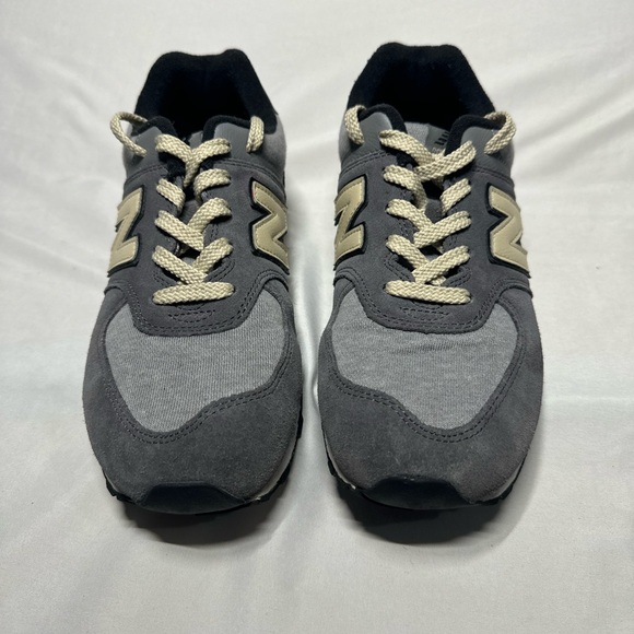 New Balance 574 Men’s Casual Sneakers Magnet Gray Sandstone Sz 7‎ - Picture 1 of 8
